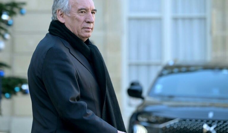 Budget, social: le gouvernement Bayrou affiche sa volonté de dialogue en multipliant les concertations