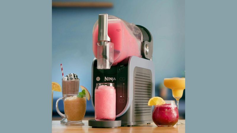 Cette machine à granité Ninja fait un véritable carton cet été