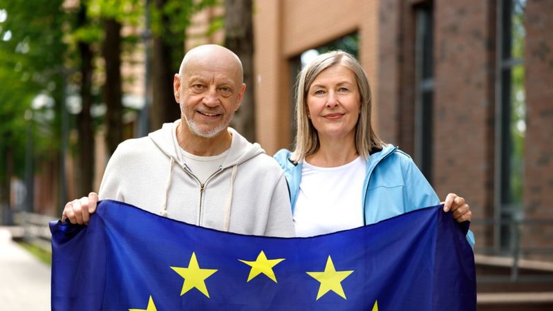 couple-drapeau_union-europeenne