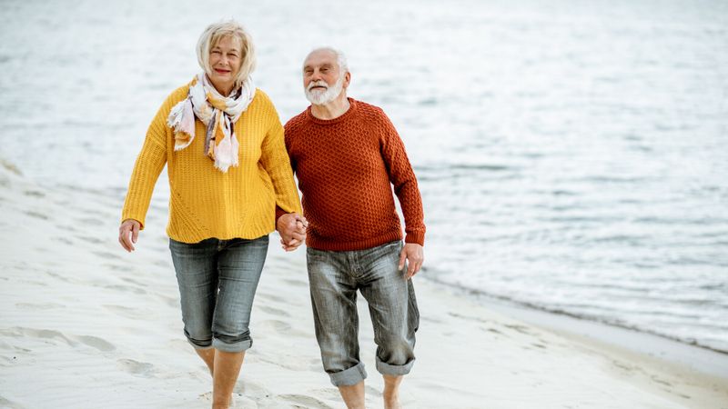 couple-senior-ventre