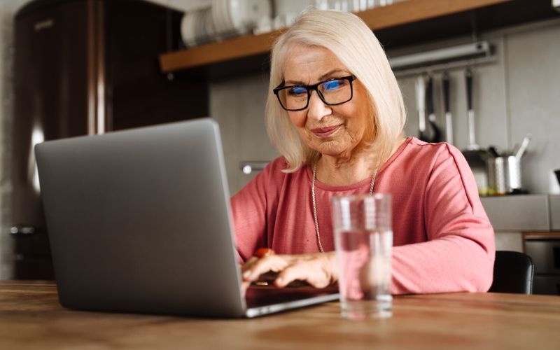 Les Ehpad désormais sur Doctolib: on vous explique toutes les démarches possibles