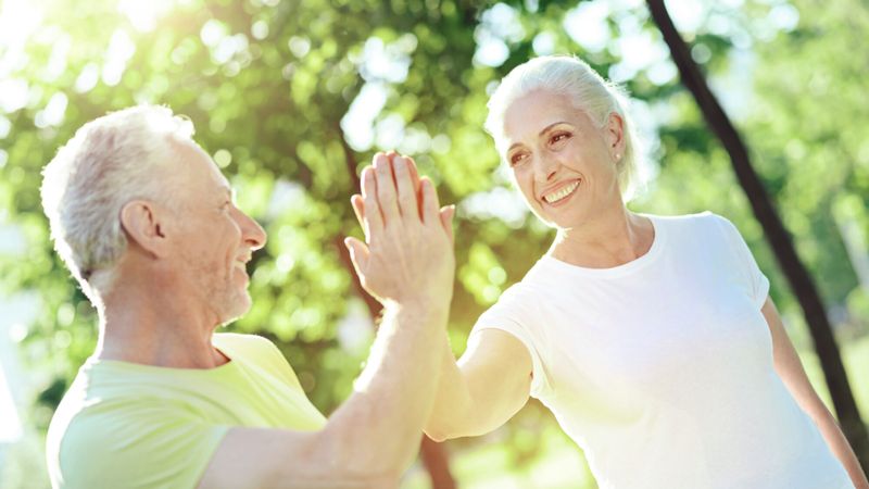 Illustration d'un couple faisant du sport