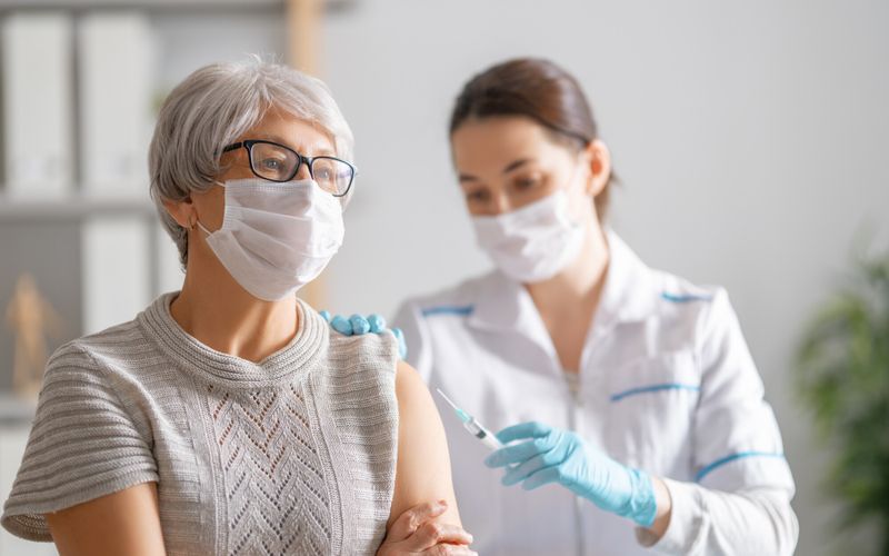 Covid-19: à qui s'adresse la nouvelle campagne de vaccination lancée ce printemps?