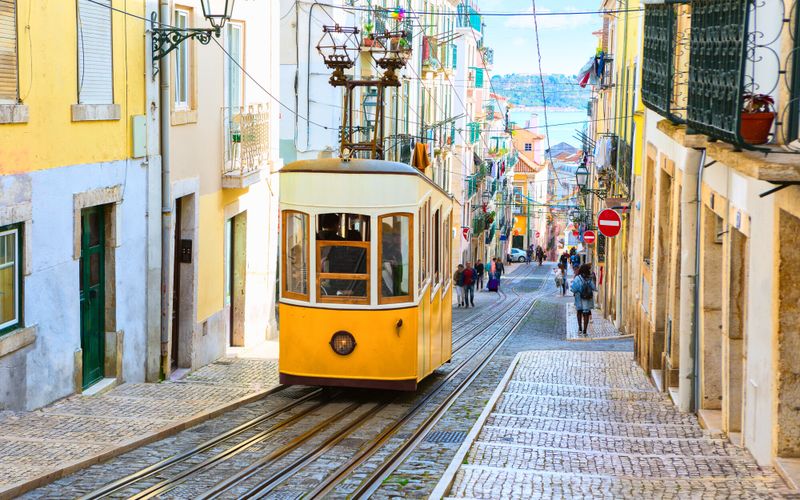 Évasion: Lisbonne par les voies de traverse