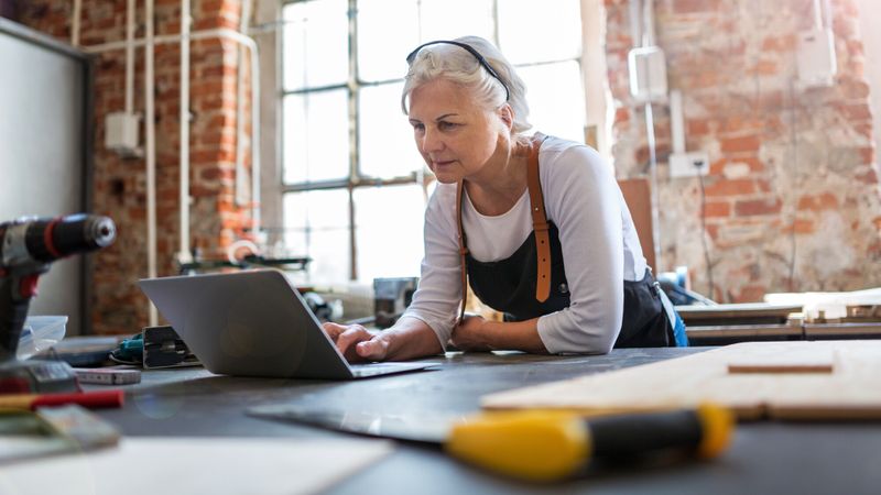 retraite femme senior