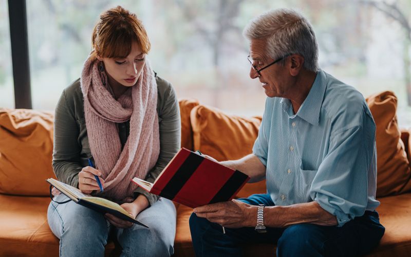 Bénévolat de compétences: Les plus de 50 ans veulent transmettre